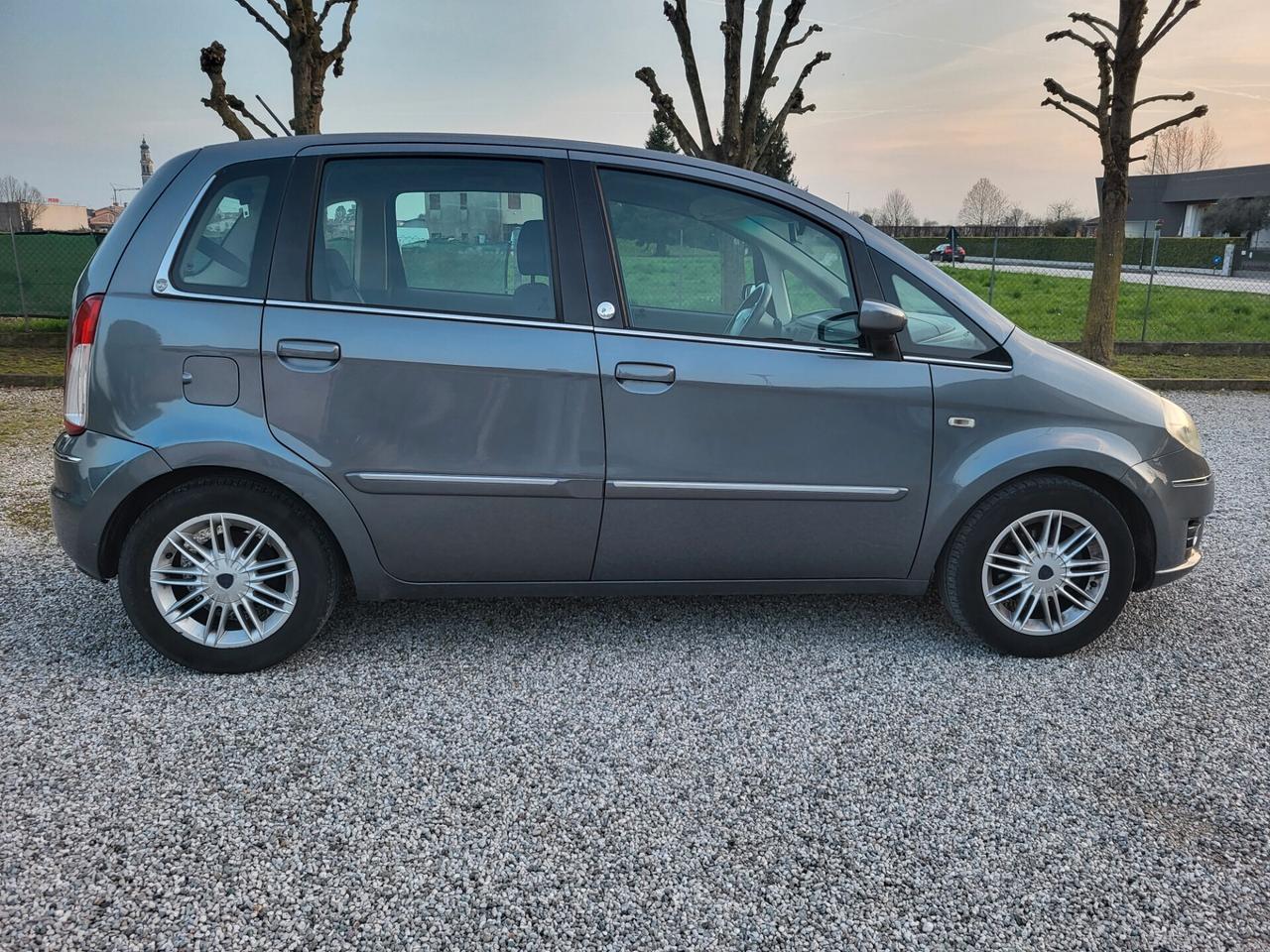 Lancia MUSA 1.4 Platino Ecochic GPL