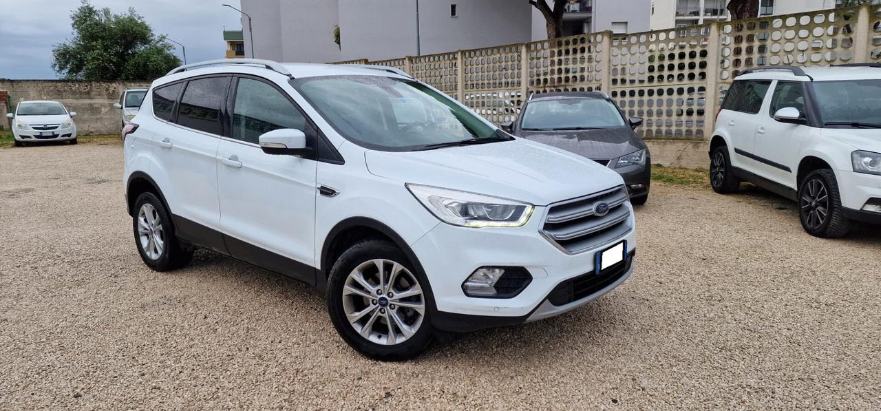 Ford Kuga 1.5 TDCI 120 CV 2WD Powershift Edition 2019