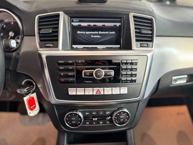 MERCEDES-BENZ GL 350 BlueTEC 4matic Premium