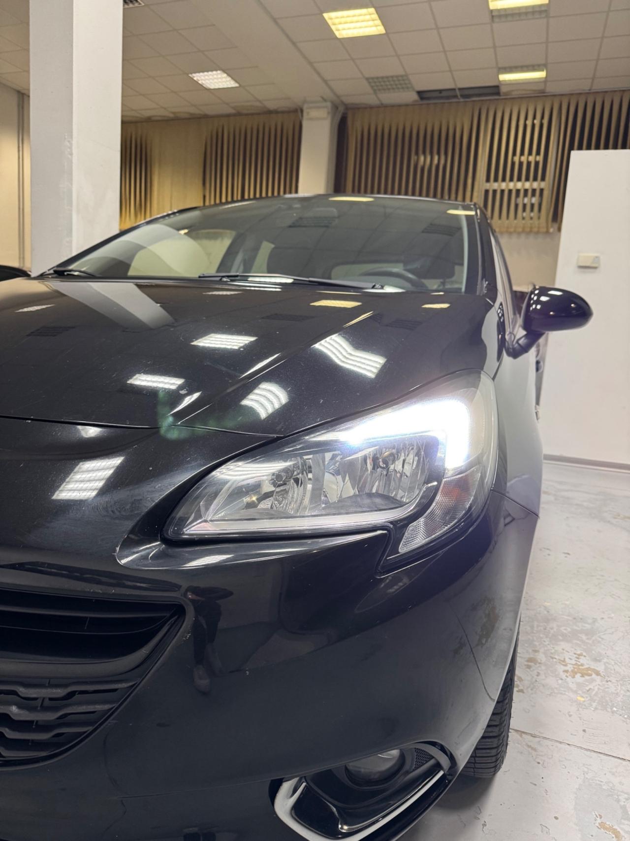 Opel Corsa 1.4 90CV GPL Tech 5 porte Innovation