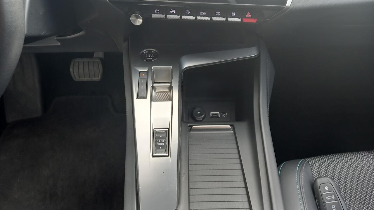 Peugeot 308 BlueHDi 130 S&S EAT8 SW Allure