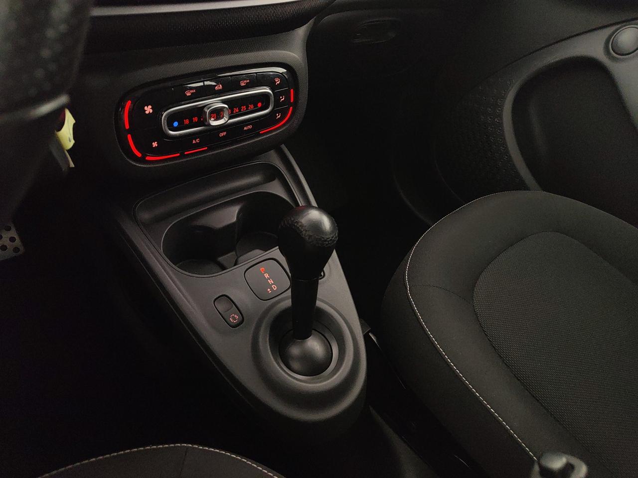 SMART Forfour 0.9 t Urban (sport edition1) 90cv twinamic
