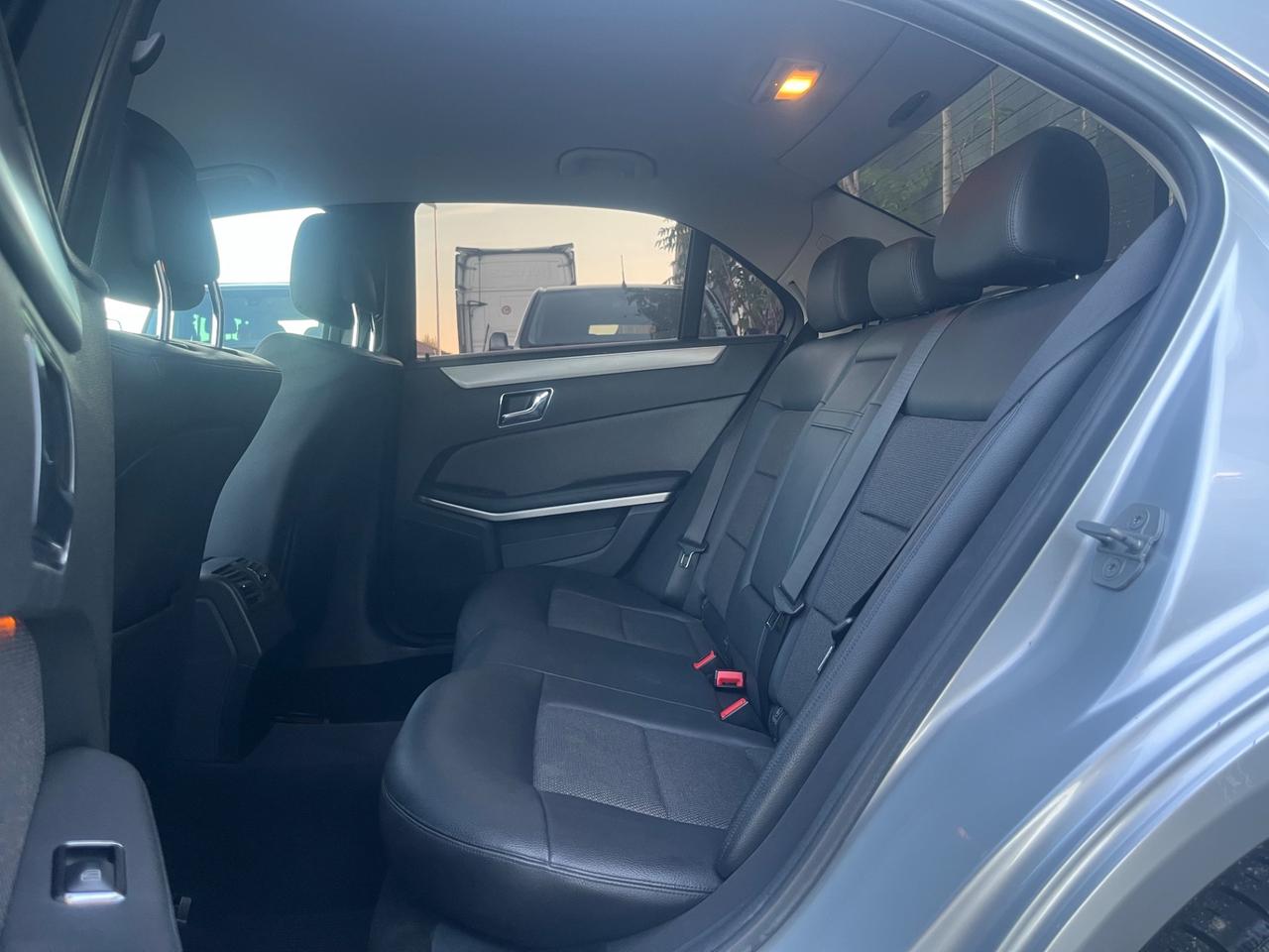 Mercedes-benz E 350 CDI BlueEFFICIENCY Avantgarde AMG