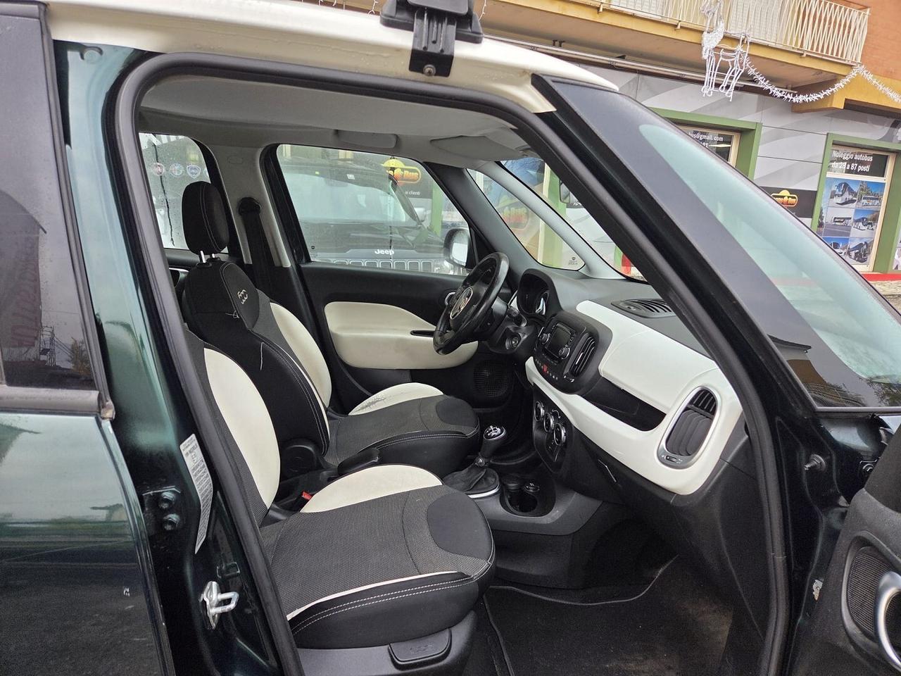 FIAT 500L 1.3 MJT 85VC 62KW AUTOM OKNEOPATE-2015