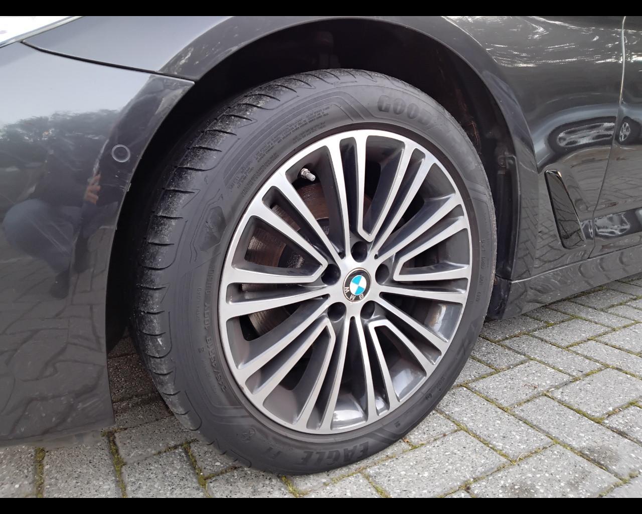 BMW Serie 5 G31 2020 Touring LCI - 520d Touring mhev 48V xdrive Luxury auto