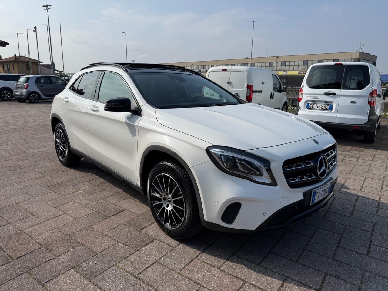 Mercedes-benz GLA 180 Business