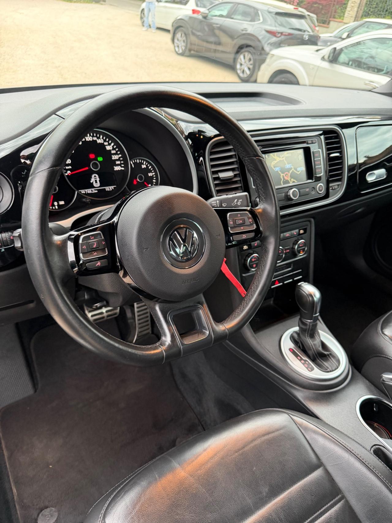 Volkswagen MAGGIOLINO BEETLE DSG SPORT KMCERT