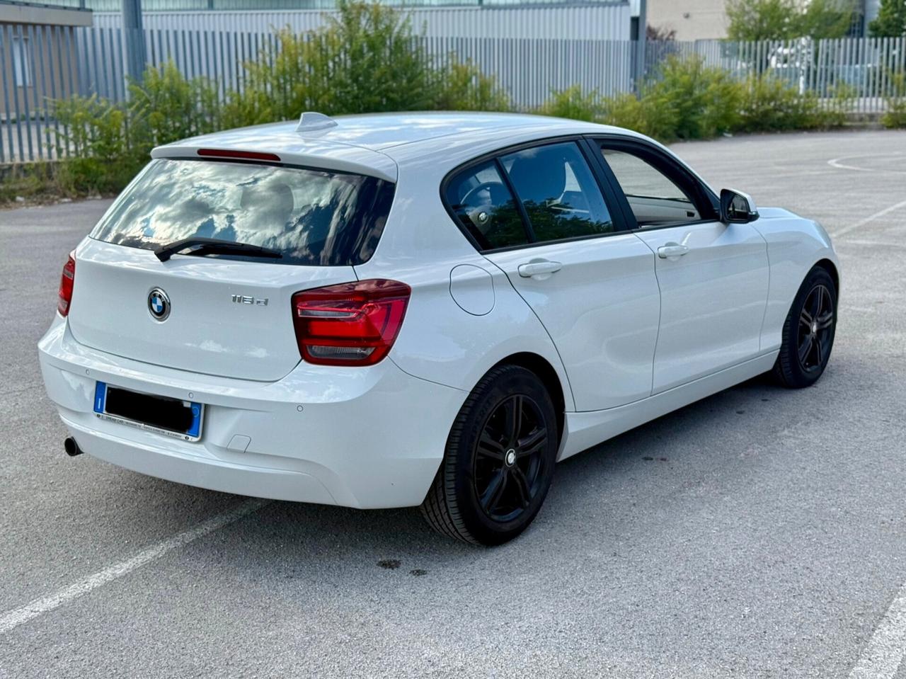 Bmw serie1 116d perfetta neopatentati tagliandata ufficiale