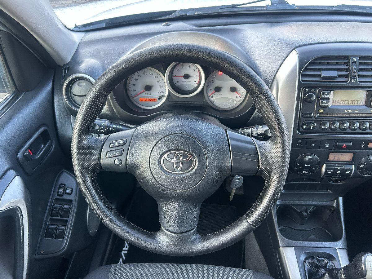 TOYOTA - RAV4 - 2.0 Tdi D-4D 116cv 5 porte Sol