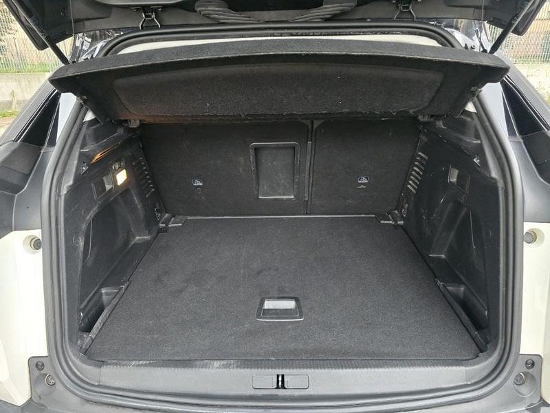 Peugeot 3008 BlueHDI 130 EAT8 S&S Allure