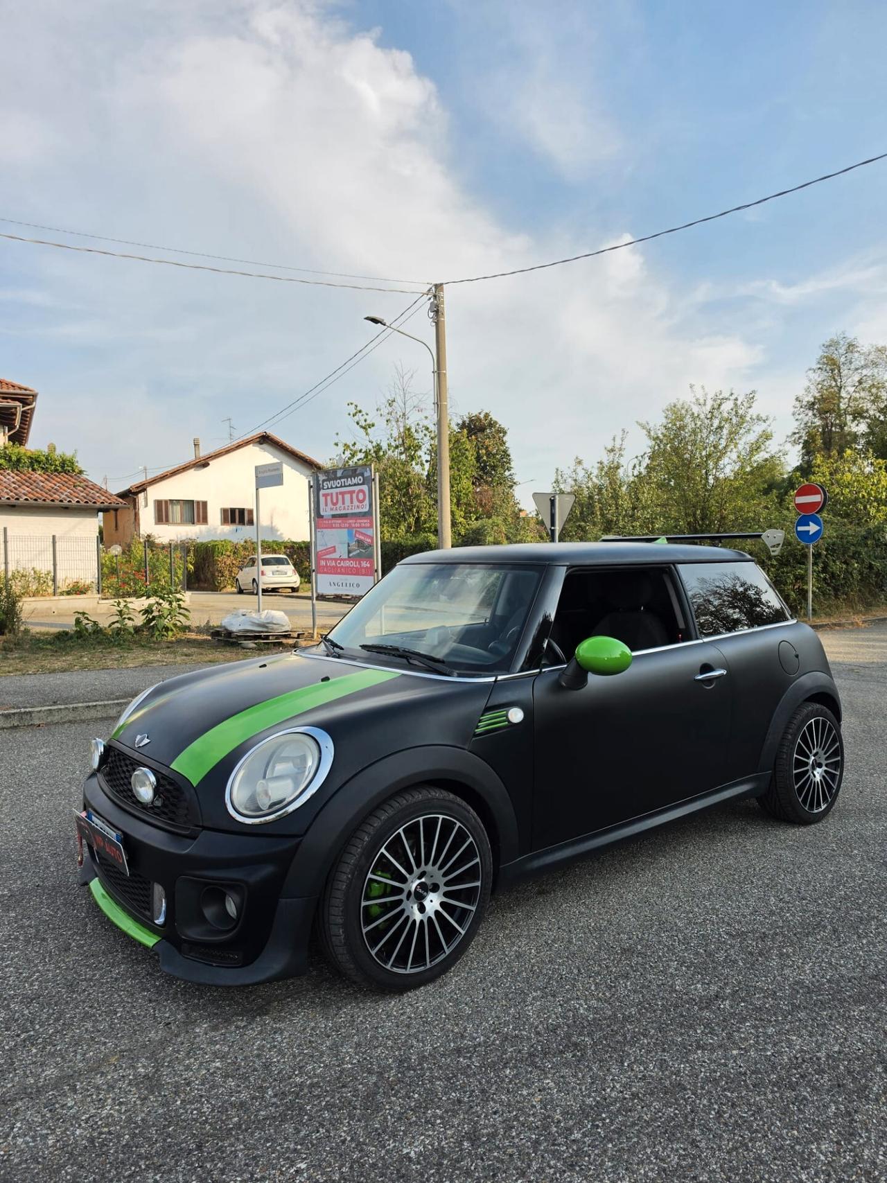 Mini cooper d NEOPATENTATI
