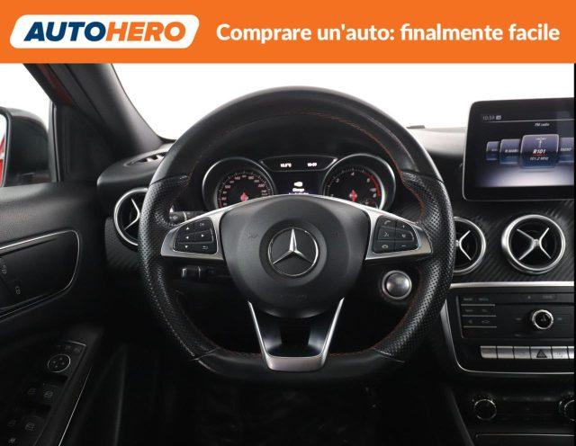 MERCEDES-BENZ A 200 d Premium
