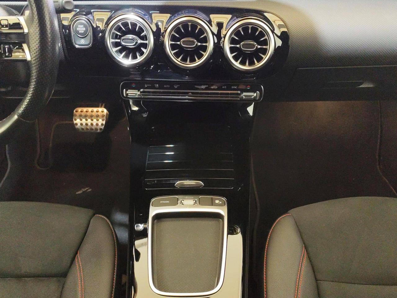 Mercedes CLA Coupè 200 AMG Line Premium