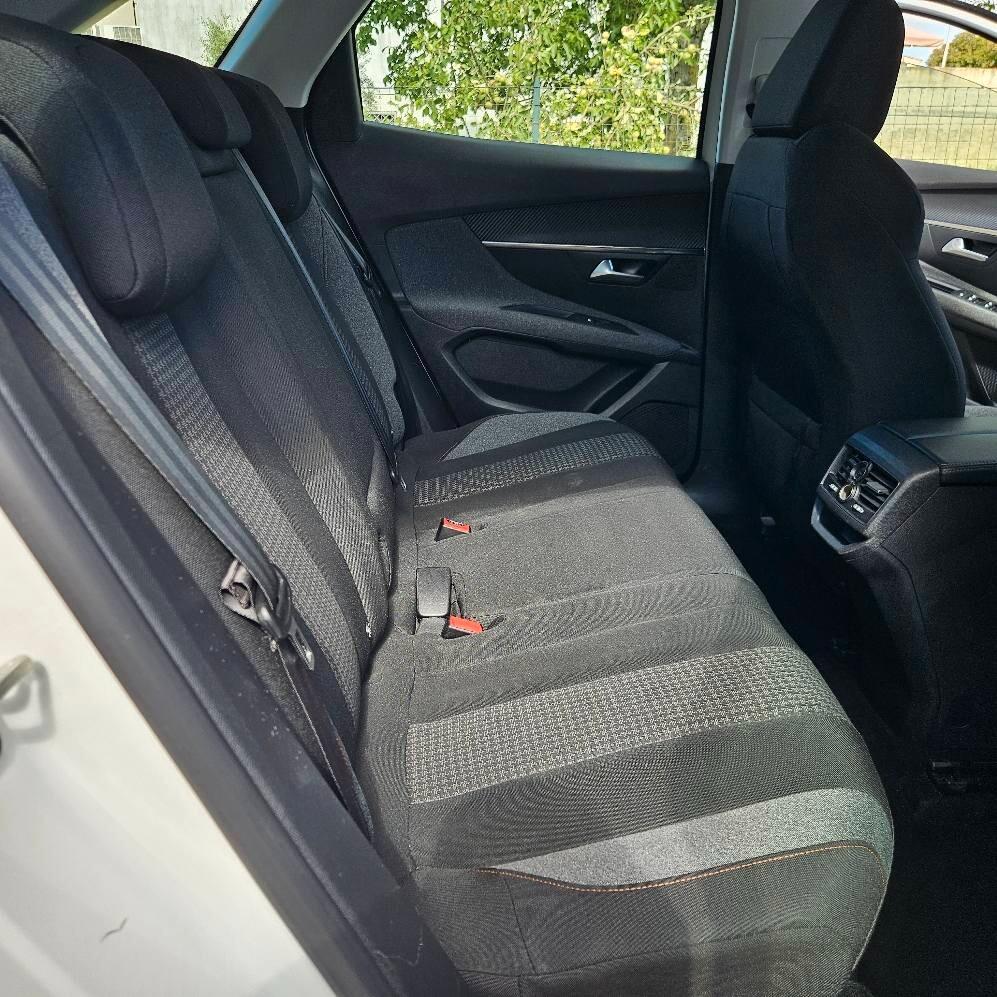 Peugeot 3008 HDi 130cv EAT8 2020 NAV+RETROCAMERA
