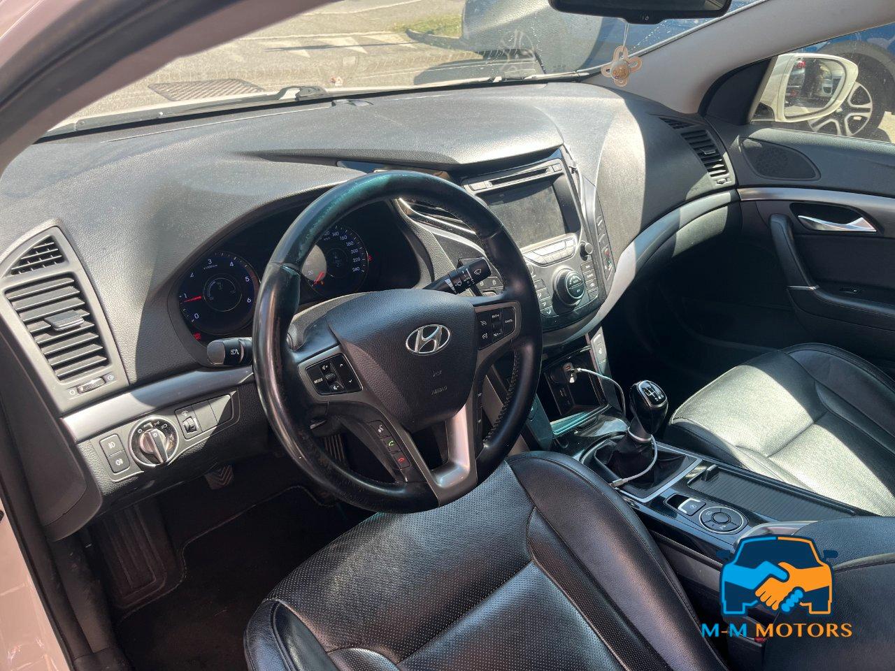 Hyundai i40 Berlina i40 1.7 crdi STYLE 136cv