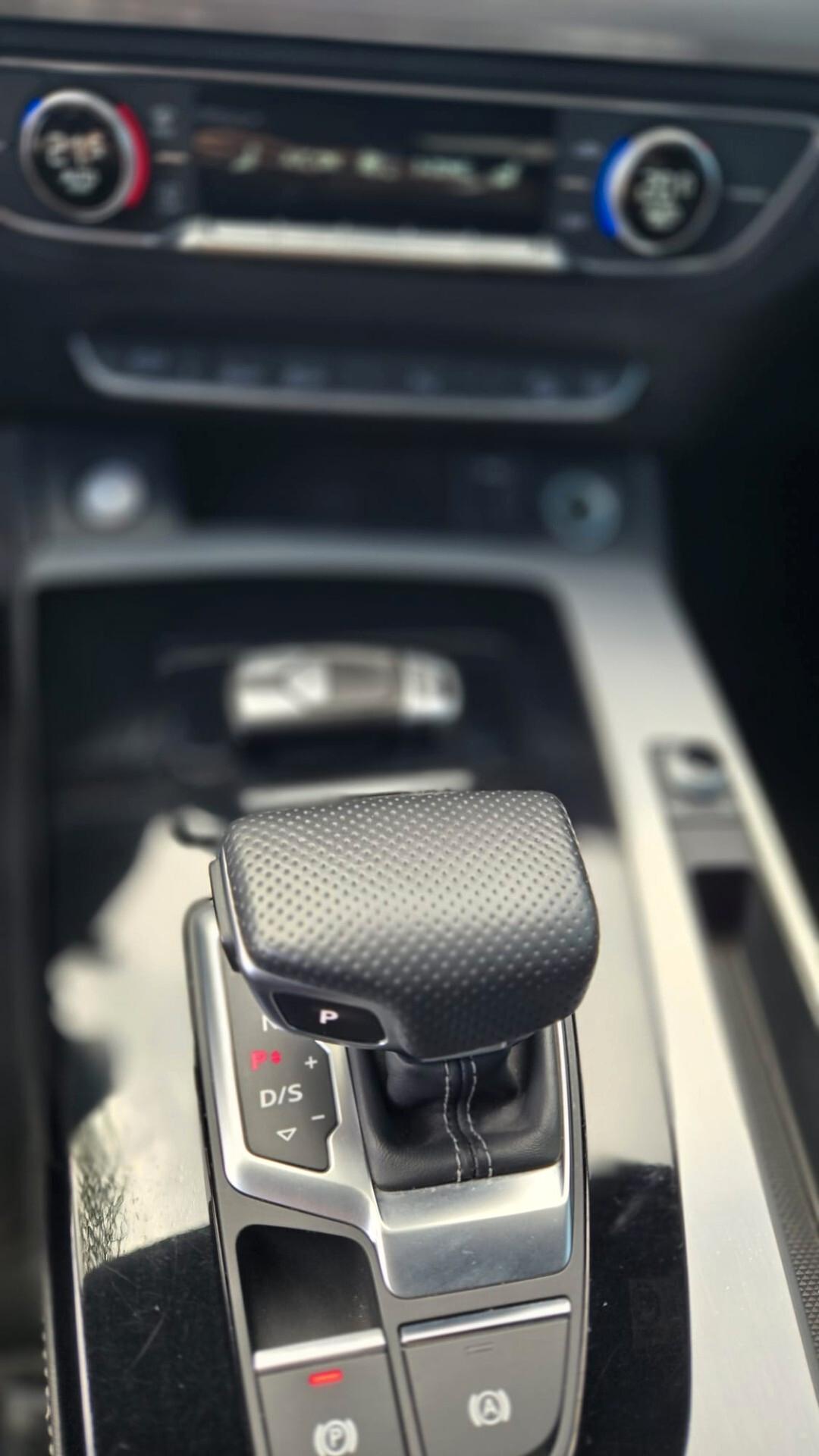 Audi Q5 40 SpB 2.0 tdi 204CV quattro S-tronic S Line Tetto