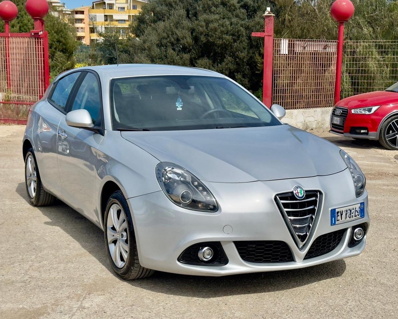 Alfa Romeo Giulietta 1.6 JTDm-2 105 CV Distinctive
