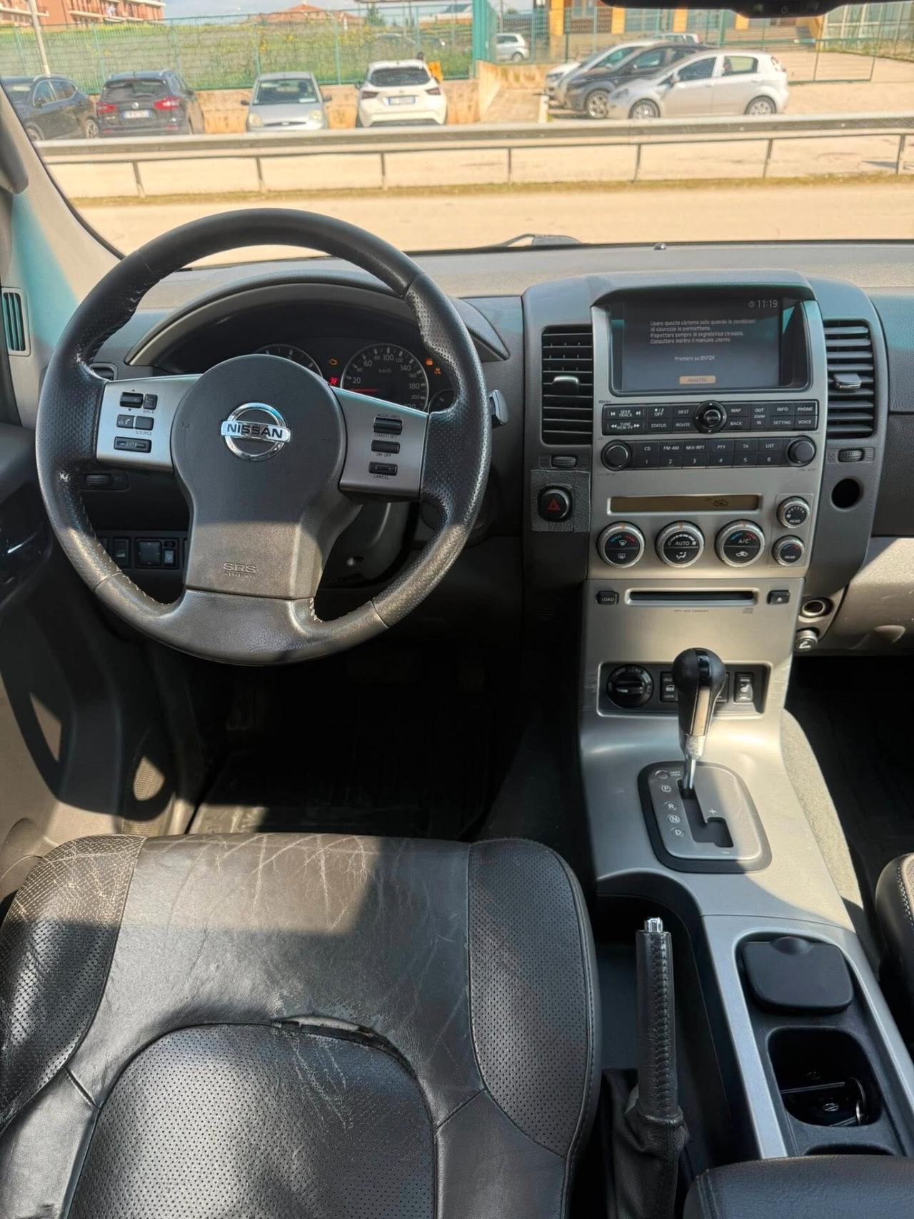 Nissan Pathfinder 2.5 dCi LE Chrome