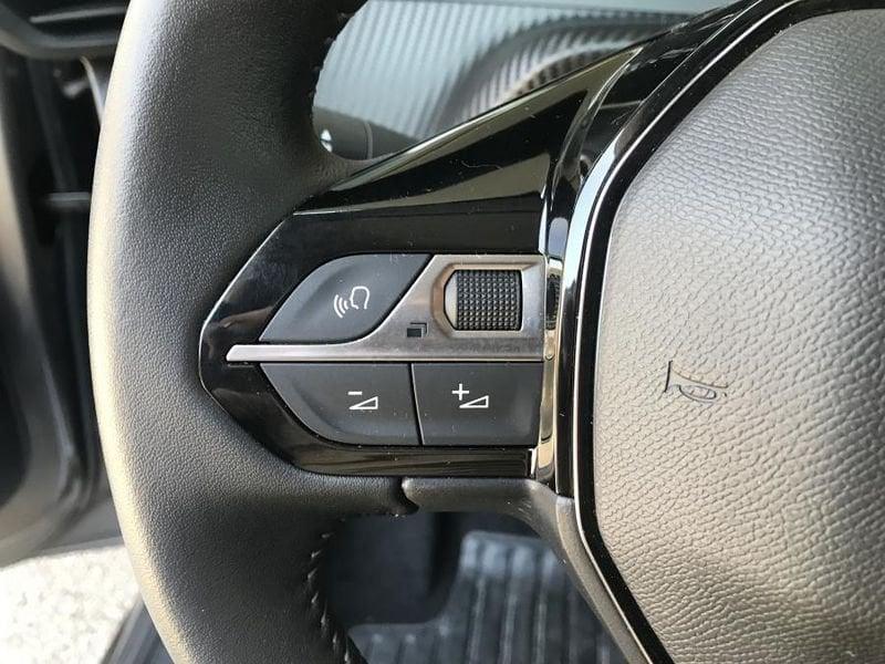 Peugeot 208 PureTech 100 Allure 5p OK NEOPATENTATI