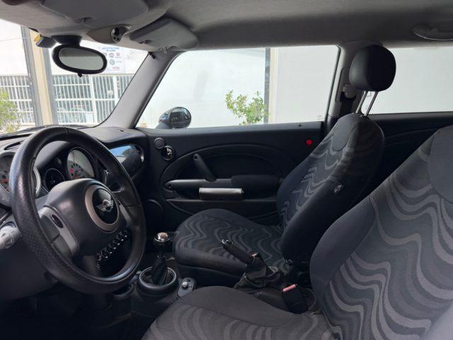 MINI Mini 1.4 tdi One D de luxe