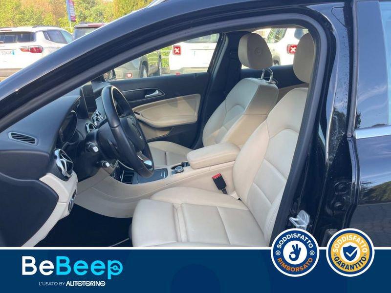 Mercedes-Benz GLA 200 D SPORT AUTO