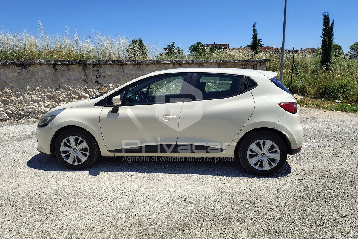 RENAULT Clio 1.2 75CV 5 porte Zen