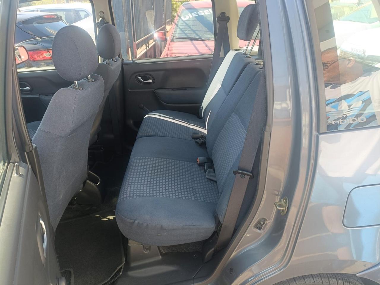 Opel Agila 1.0 12V Enjoy