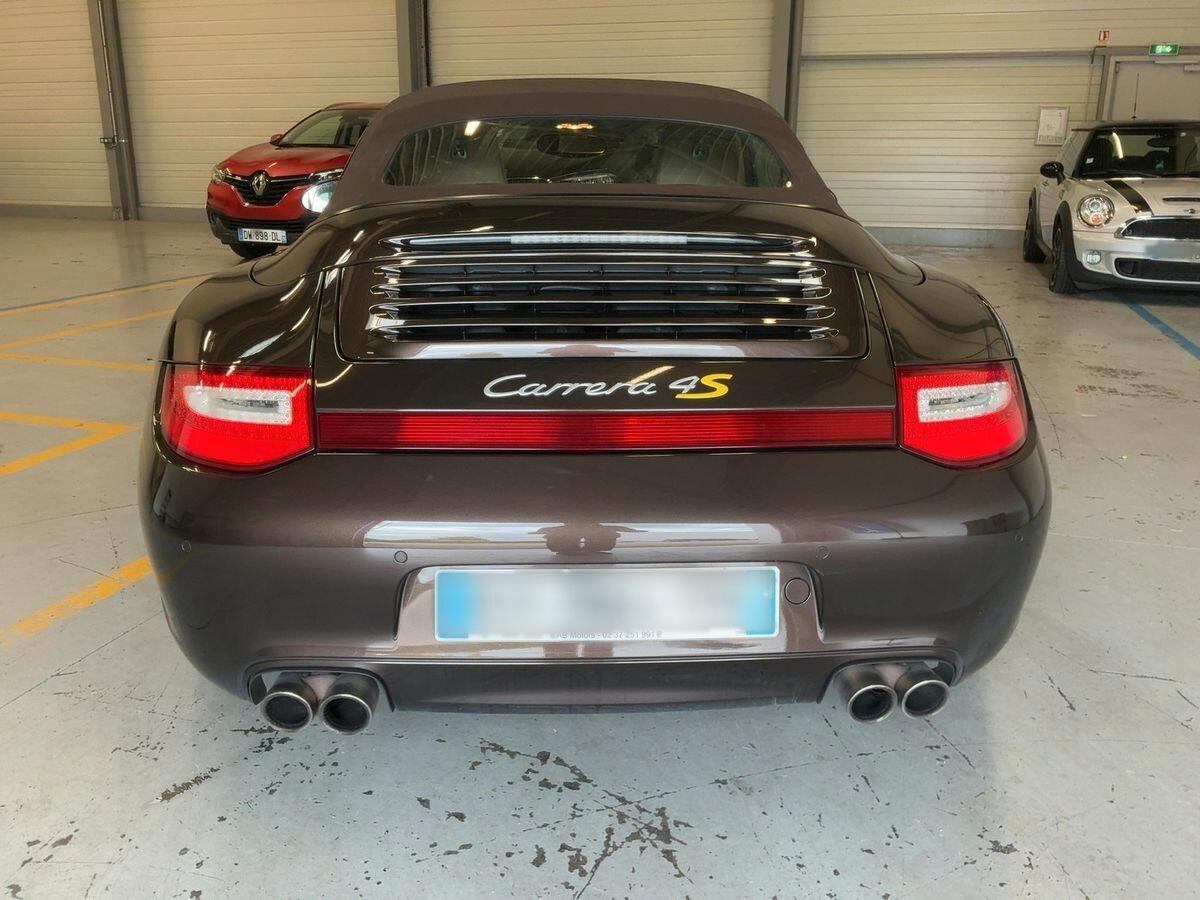 Porsche 911 Carrera 4S Cabriolet