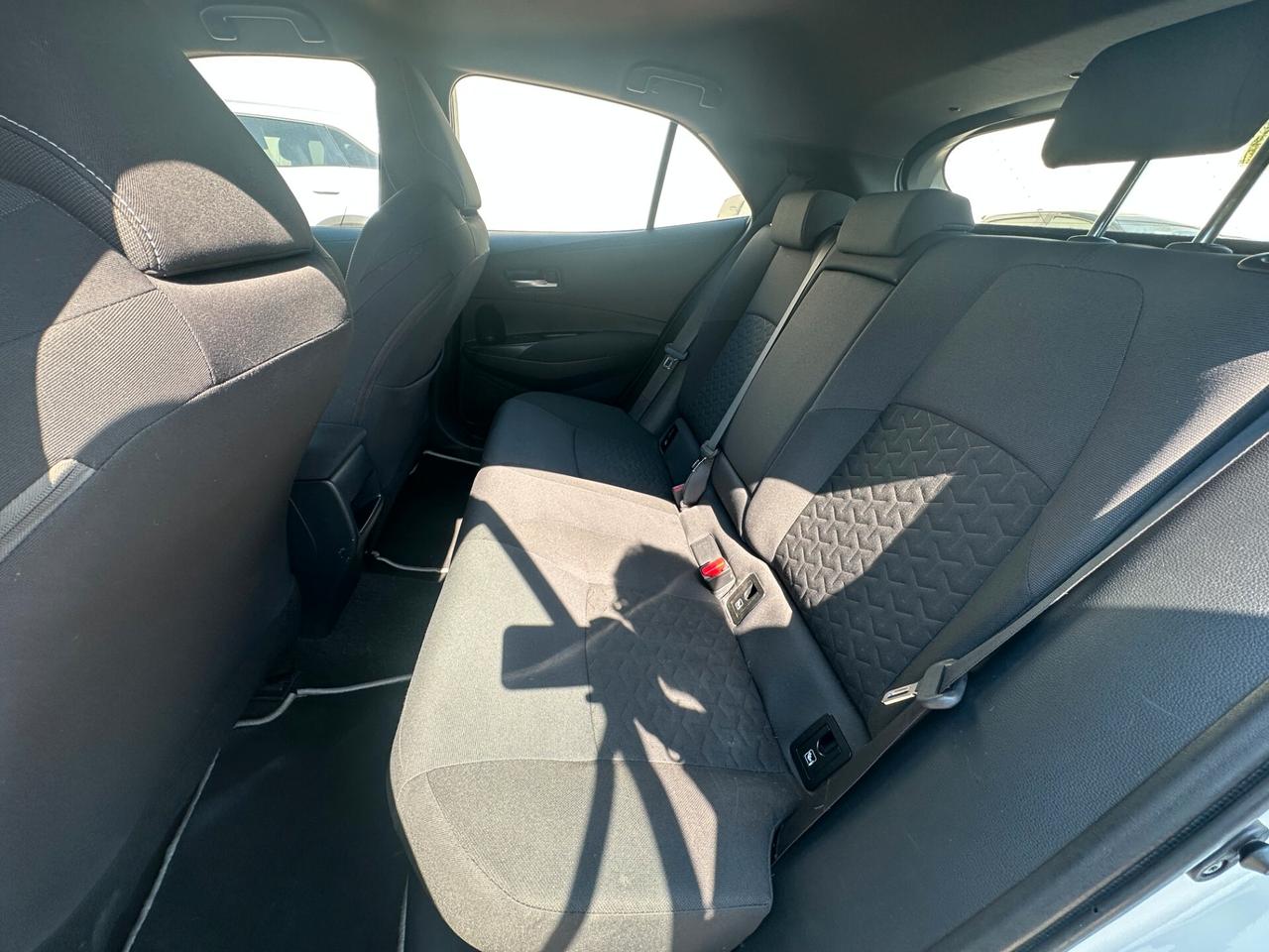 Toyota Corolla 2.0 Hybrid Business