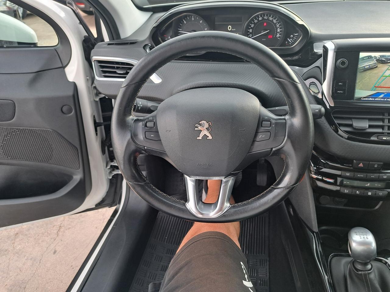 Peugeot 2008 1.6 BlueHDi 120 S&S Allure - 2016