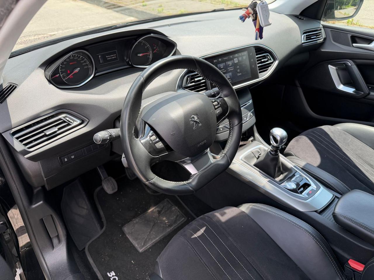 Peugeot 308 Allure 1.2 PureTech 130 #11213