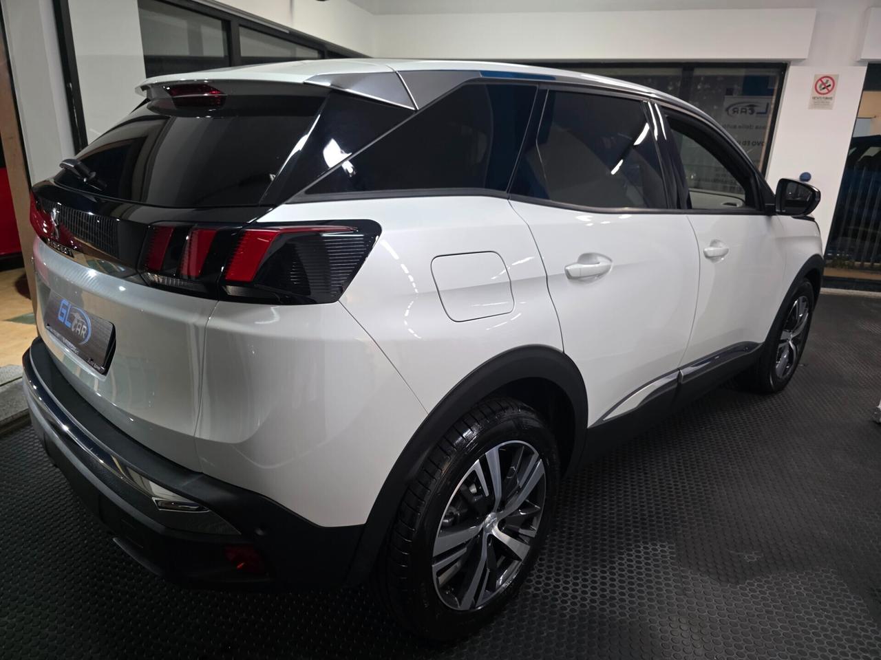 Peugeot 3008 1.5hdi 2023 EAT8 Allure