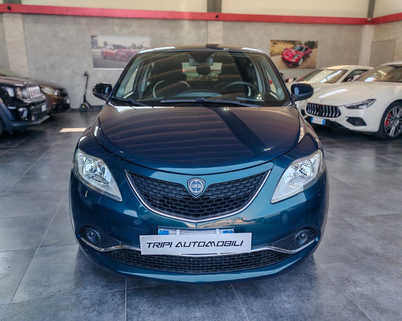 Lancia Ypsilon 1.2 GPL 69 cv Gold