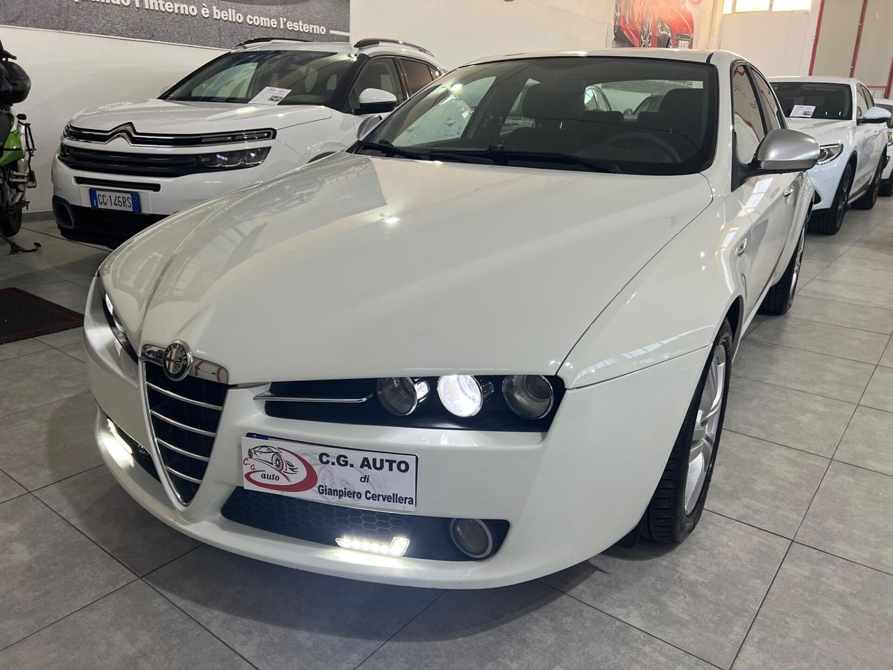 Alfa Romeo 159 2.0 136 CV - DISTINCTIVE - 2011