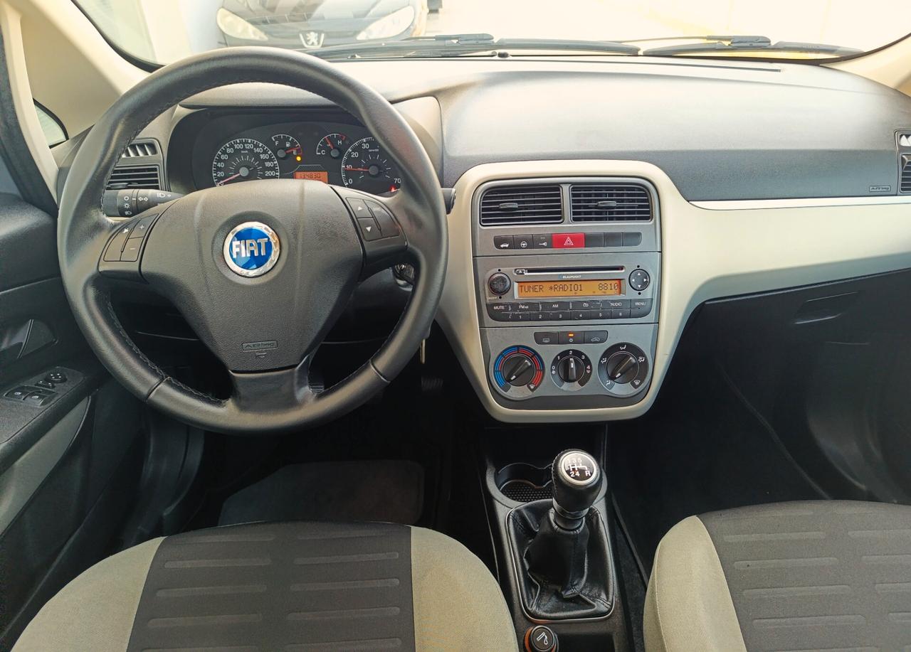Fiat Grande Punto 1.4 5 porte Dynamic - Uniproprietario - Ok Neopatentati