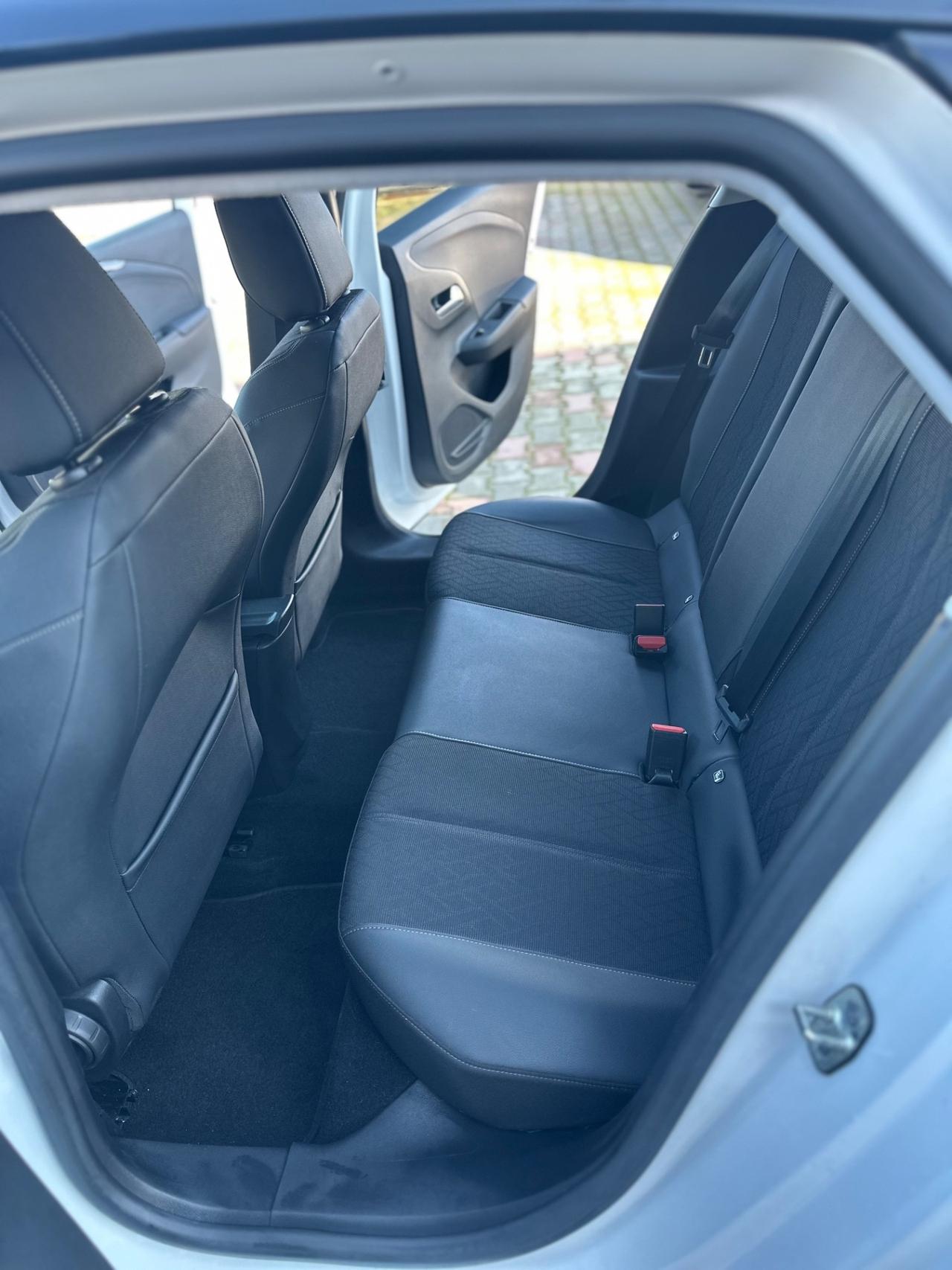 Opel Corsa 1.2 100 CV Elegance