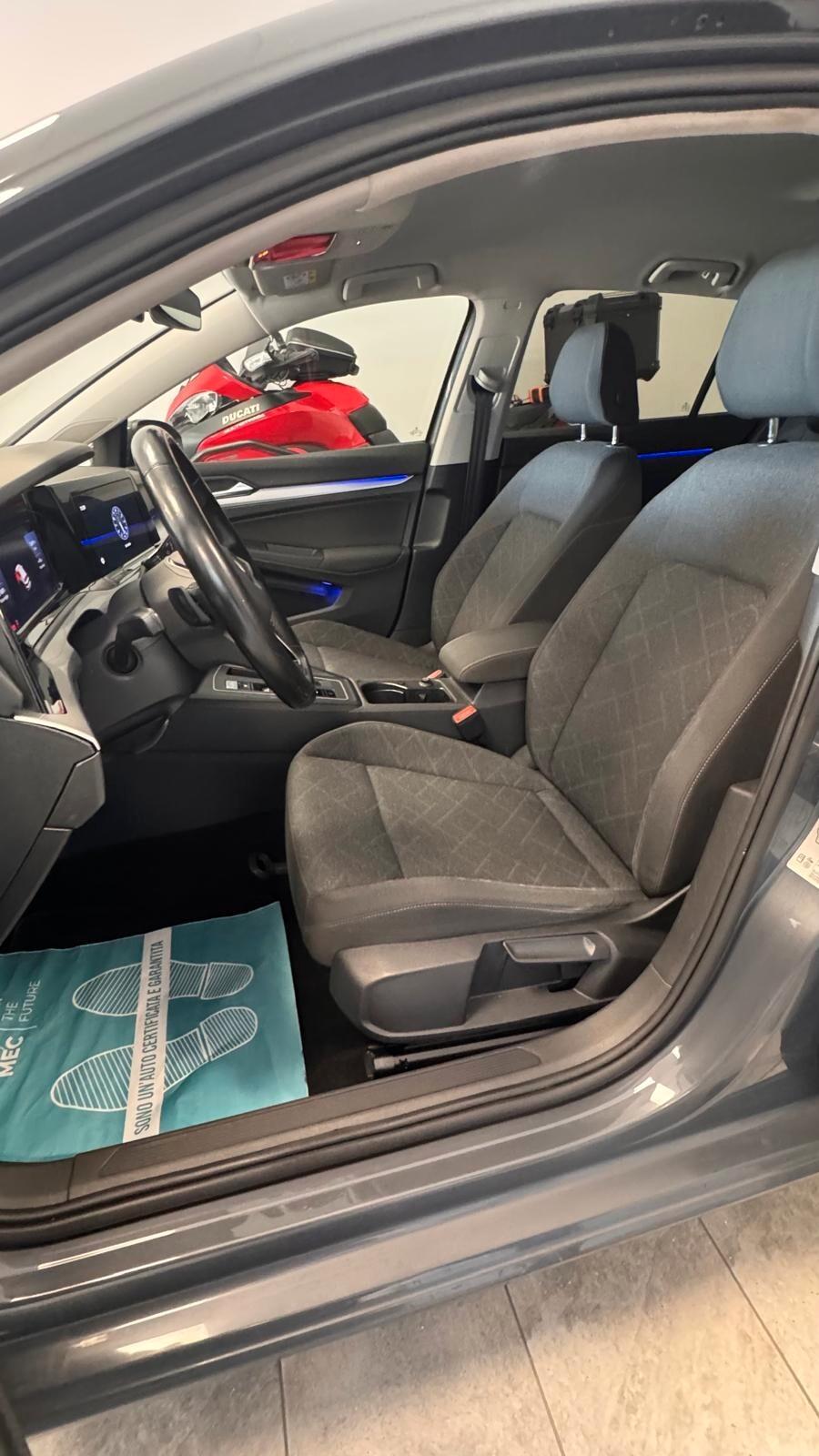 Volkswagen Golf VIII 2.0 TDI 150 CV DSG SCR Life