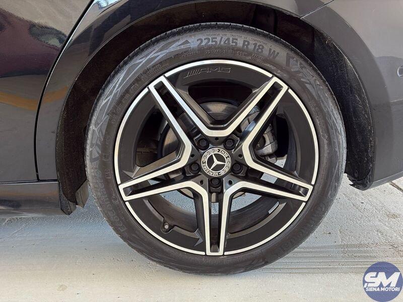 Mercedes-Benz Classe A A 180 d Automatic AMG Line Premium