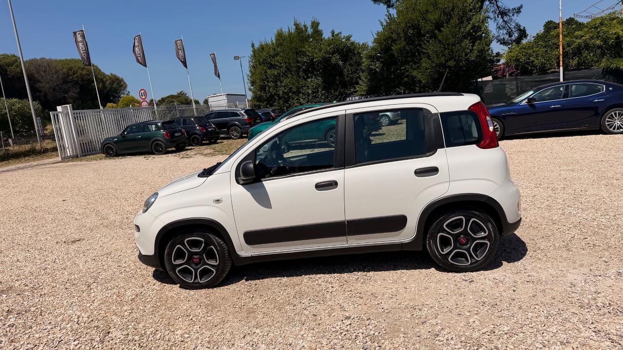 Fiat Panda Cross 1.0 FireFly S&S Hybrid
