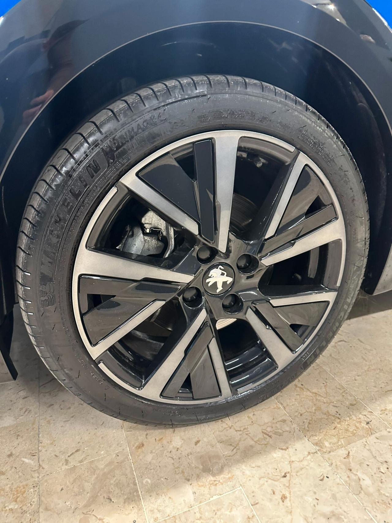 Peugeot 208 PureTech 130 Stop&Start EAT8 5 porte GT