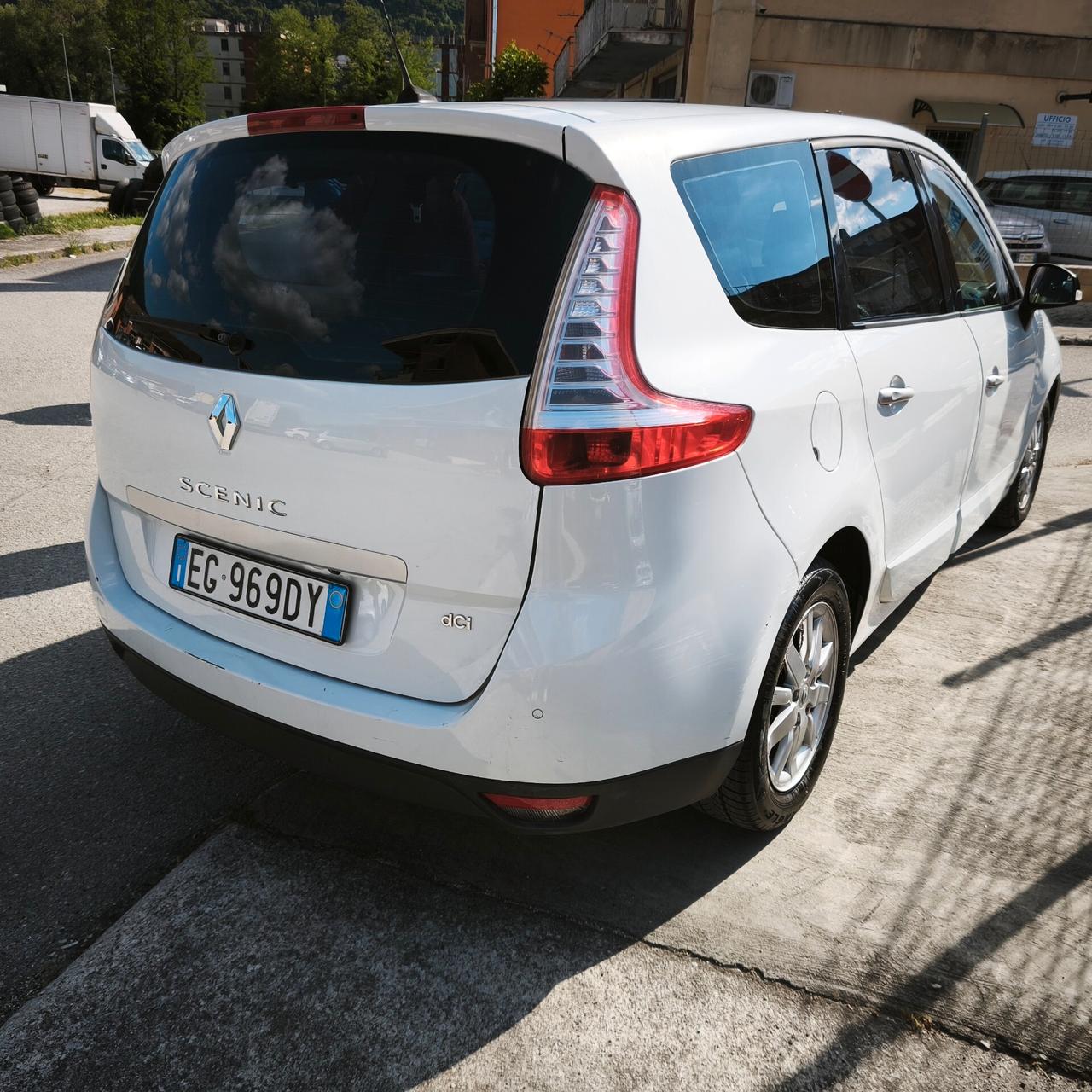 Renault Scenic Scénic 1.9 dCi 130CV Luxe 7 posti
