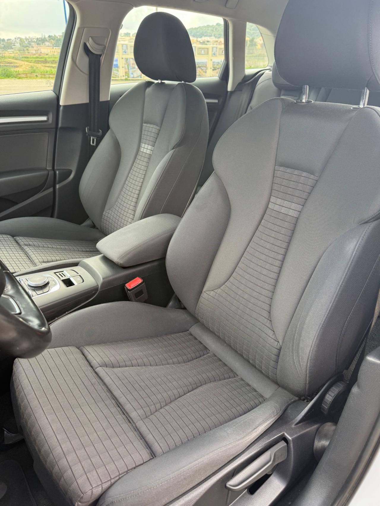 Audi A3 1.6 TDI clean diesel S tronic Ambition