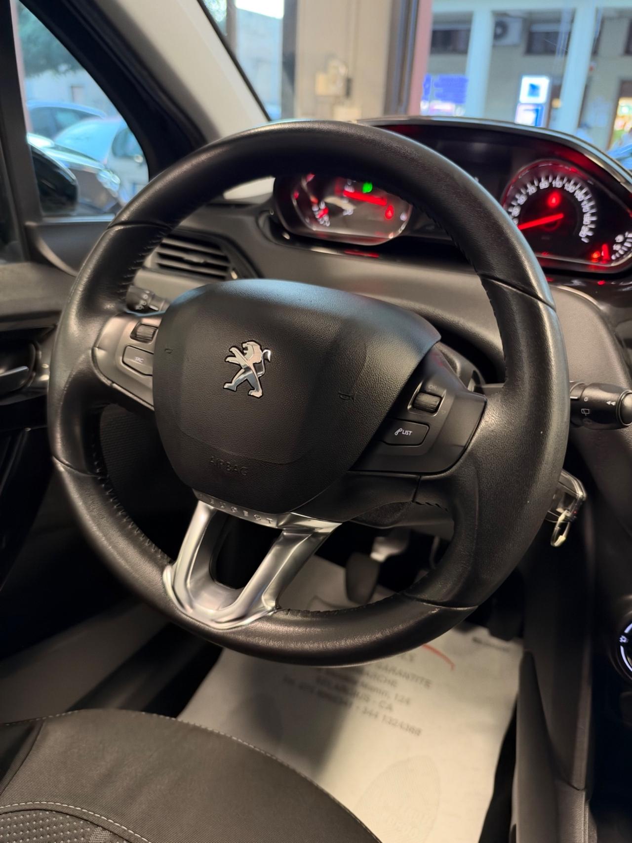 Peugeot 208 1.4 HDi 68 CV Allure