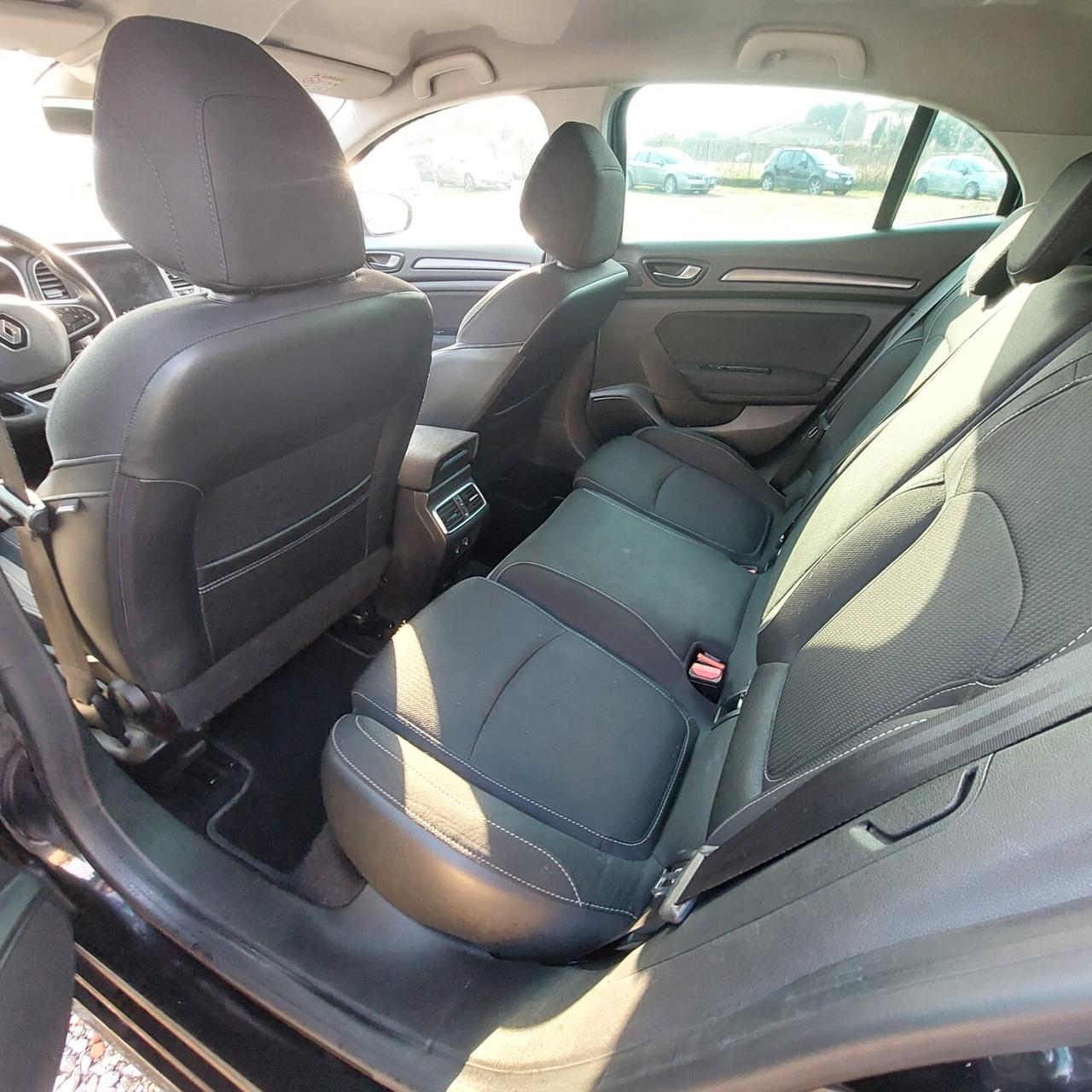 Renault Megane Mégane Blue dCi 115 CV EDC R.S. Line