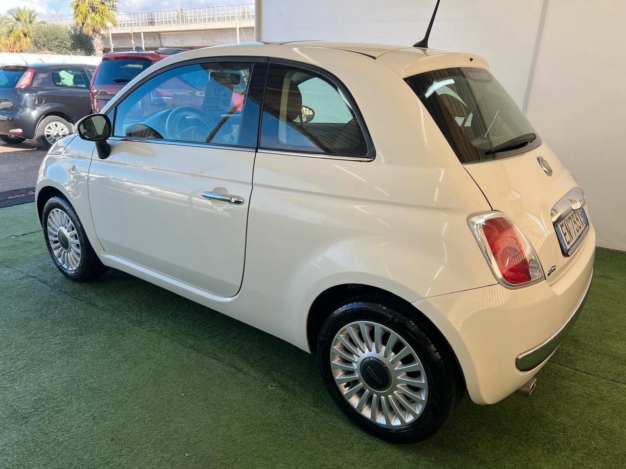 FIAT 500 LOUNGE 1.2 BENZINA 70CV