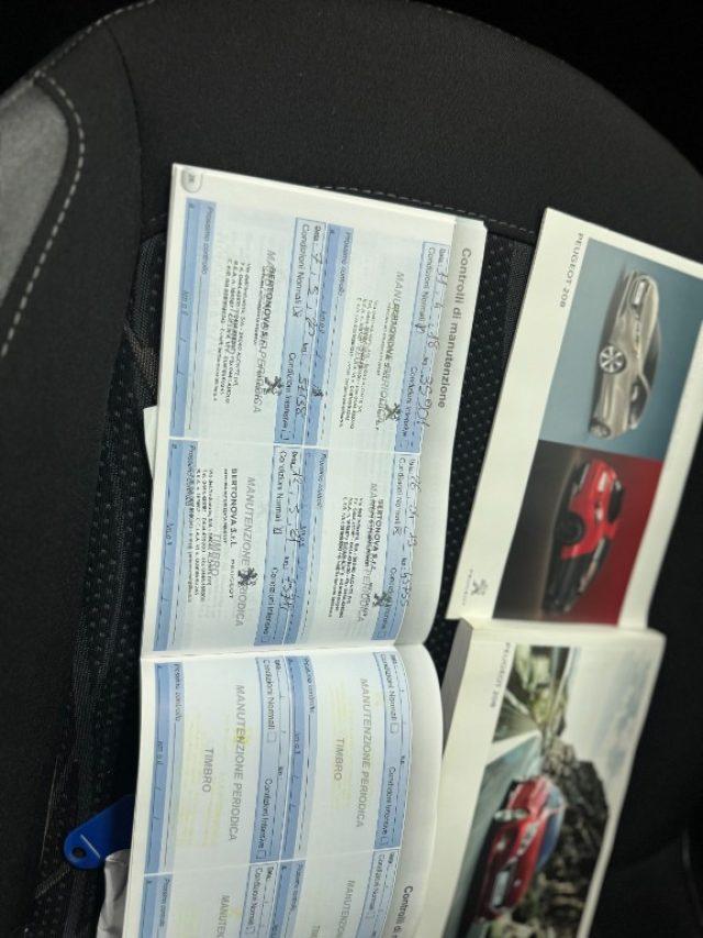 PEUGEOT 208 1.4 8V HDi 68CV 5p. Allure