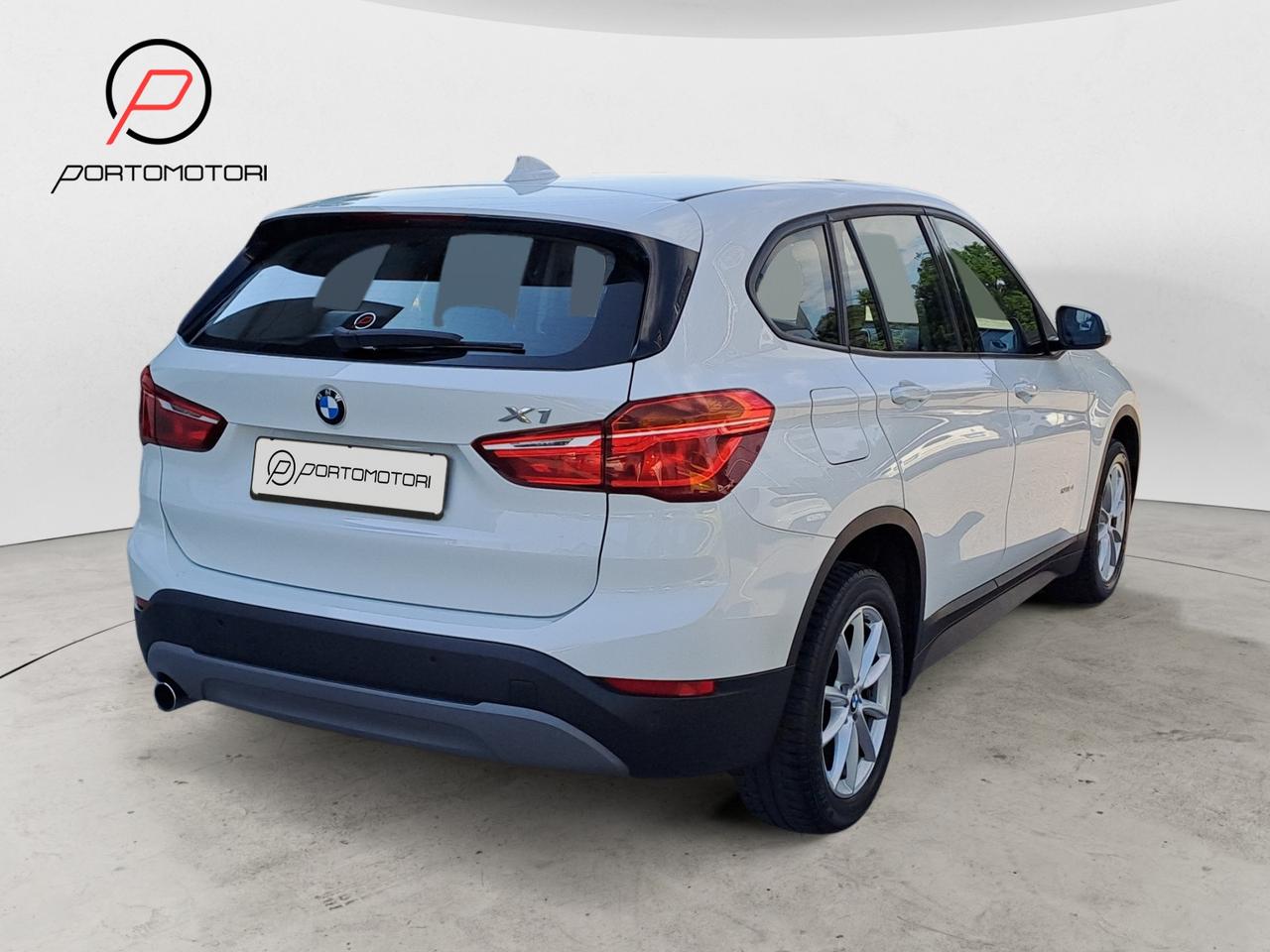 BMW X1 (F48) - X1 sDrive16d