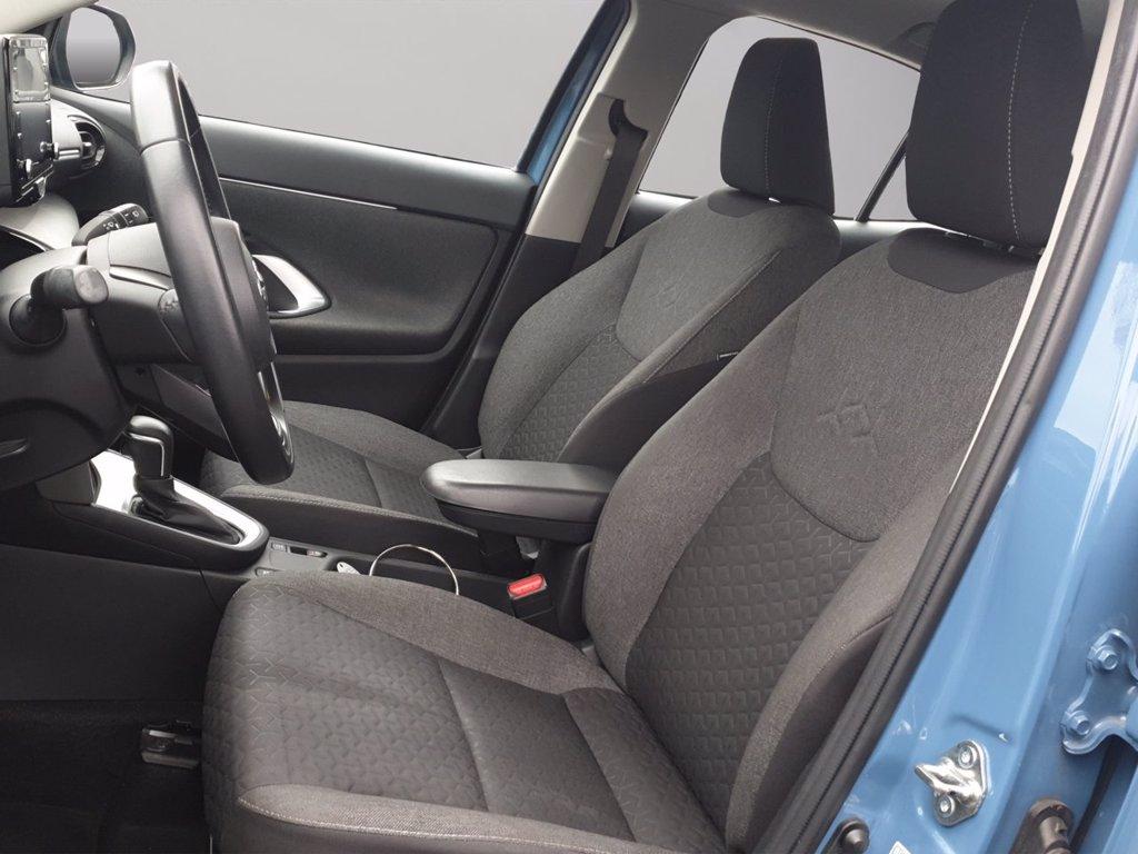 TOYOTA Yaris cross 1.5h active fwd 116cv e-cvt del 2022
