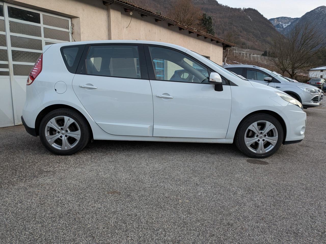 RENAULT SCENIC X-MOD 1.5 dCi 110CV