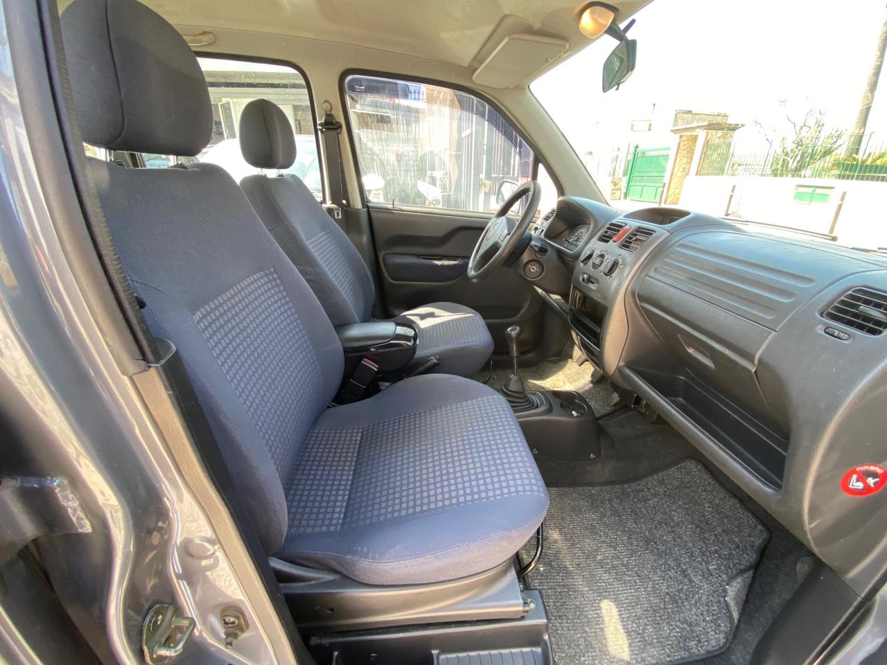 Opel Agila 1.2 16V Fashion Line